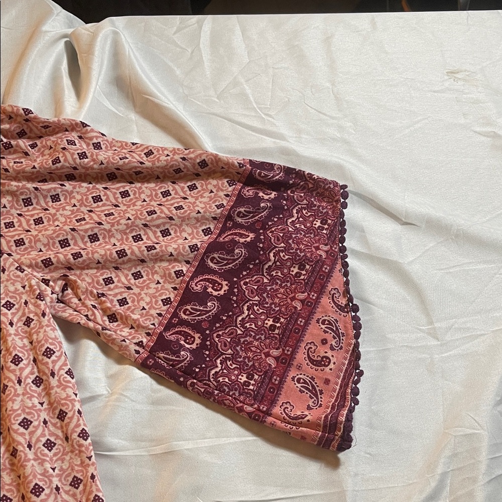 Signature Studio Pink and Purple Blouse - Picture 8 of 9